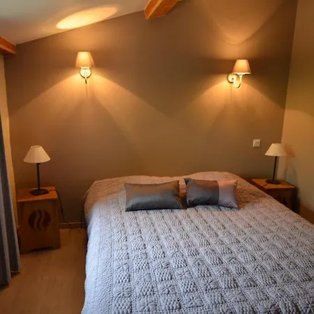 Les Maisons De Chante Oiseau Guest house