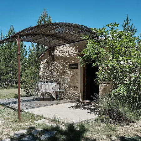 Guest house Les Maisons De Chante Oiseau Sigonce